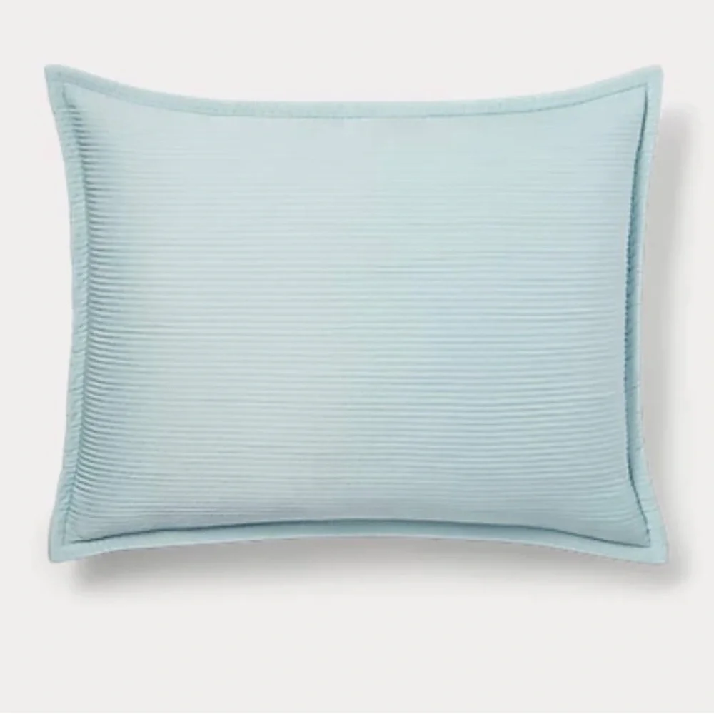 LAUREN RALPH LAUREN Standard Sham Spencer Matalassé Blue Cornflower